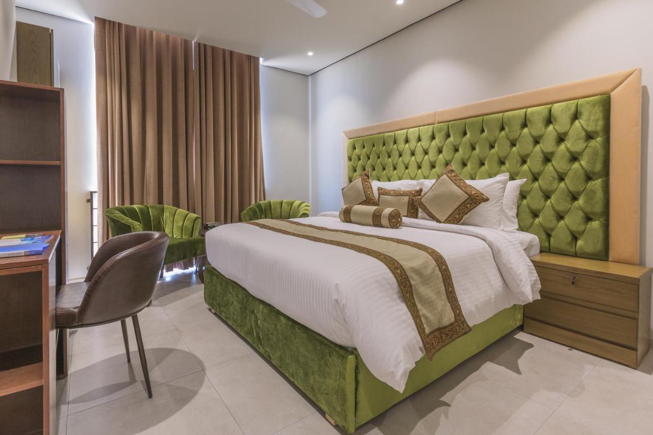 Trivelles Executive Suites Islamabad Extérieur photo