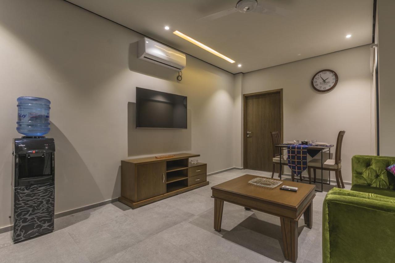 Trivelles Executive Suites Islamabad Extérieur photo
