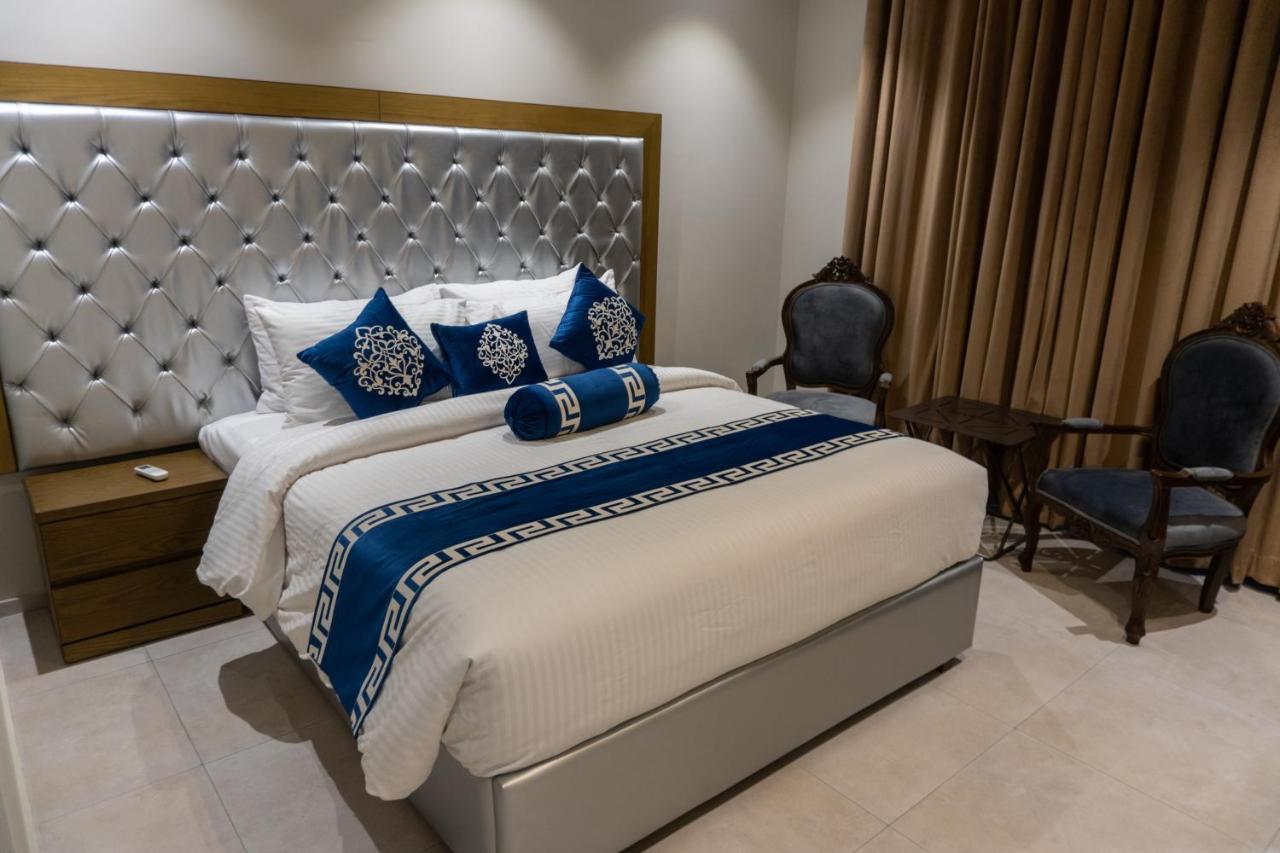 Trivelles Executive Suites Islamabad Extérieur photo