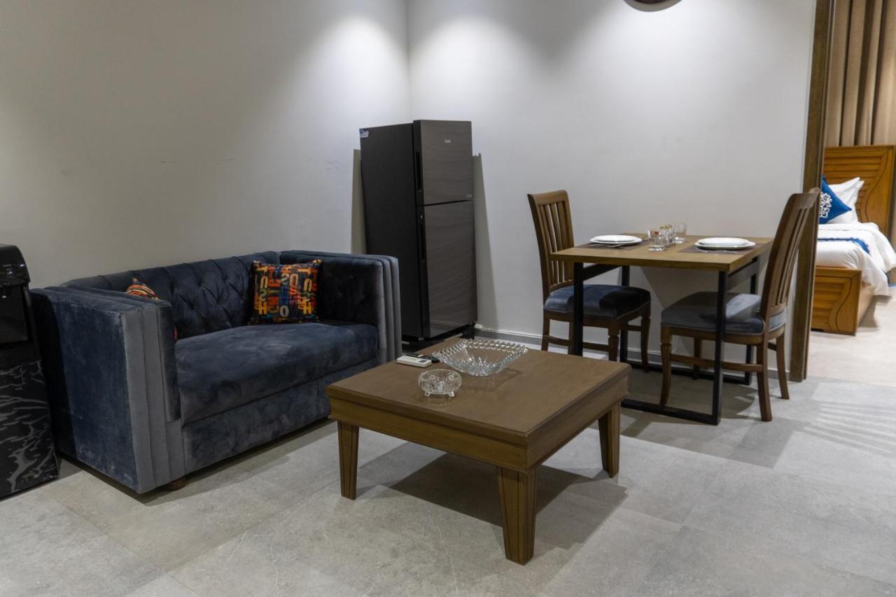Trivelles Executive Suites Islamabad Extérieur photo
