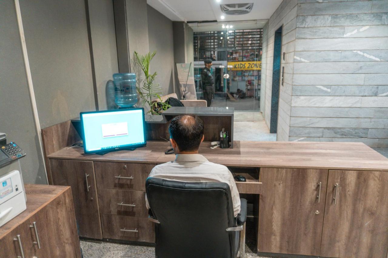 Trivelles Executive Suites Islamabad Extérieur photo