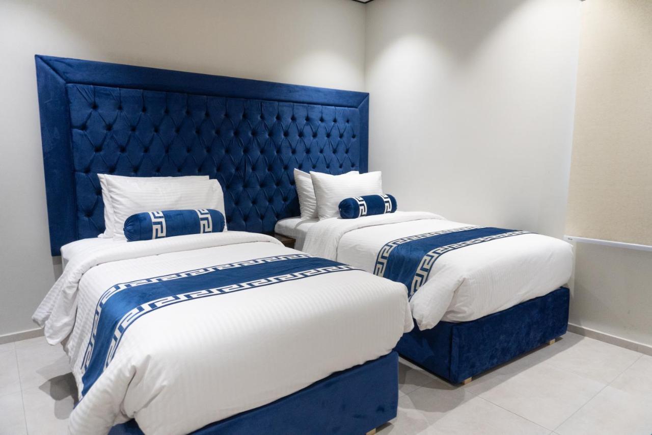 Trivelles Executive Suites Islamabad Extérieur photo