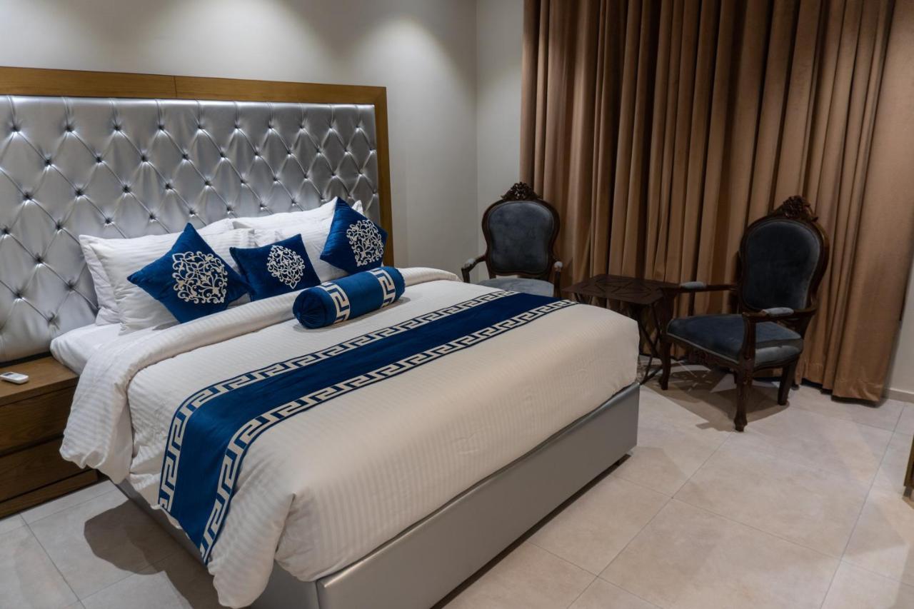 Trivelles Executive Suites Islamabad Extérieur photo