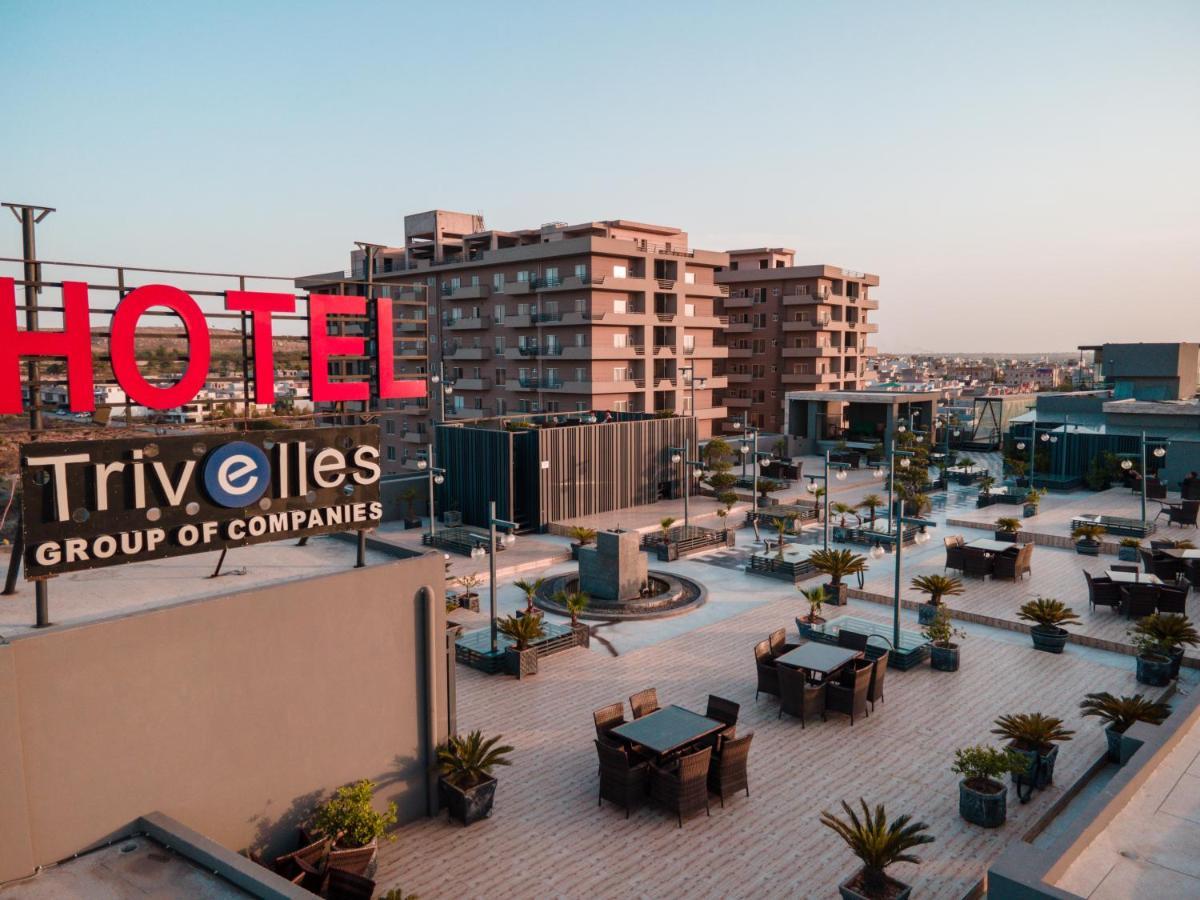 Trivelles Executive Suites Islamabad Extérieur photo