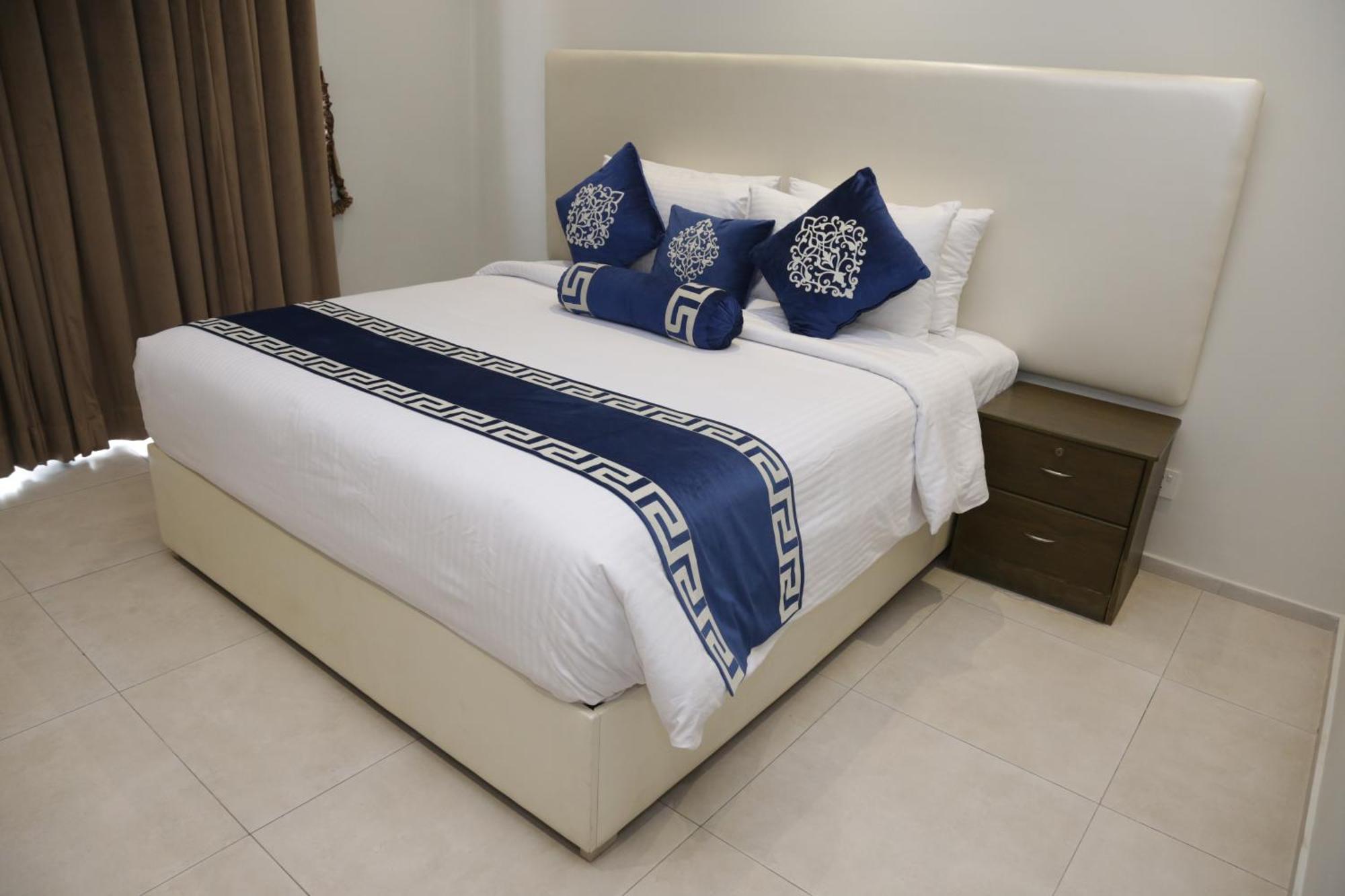 Trivelles Executive Suites Islamabad Extérieur photo